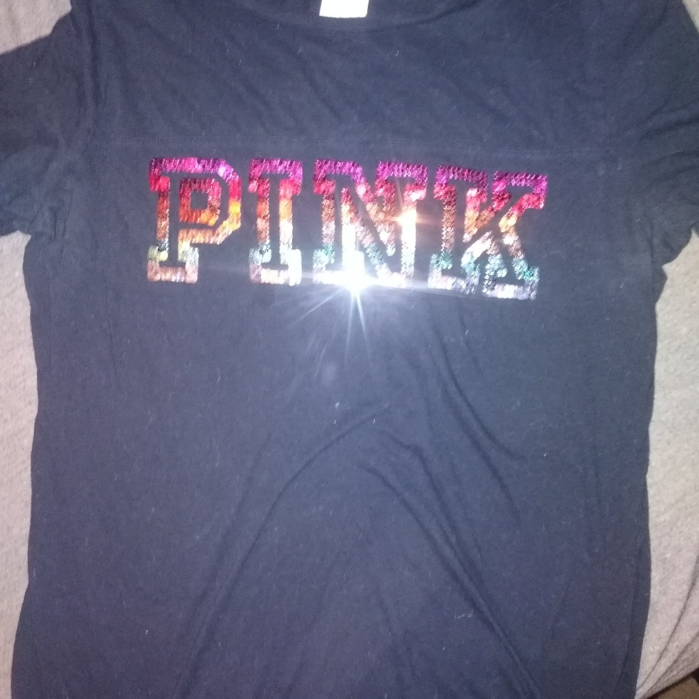Vs pink shirt